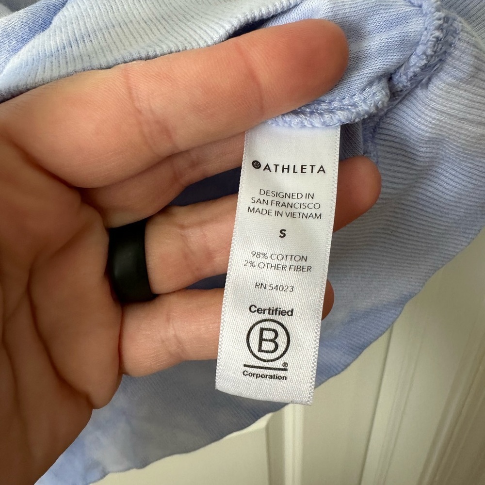 Athleta Sundown Tie Dye Light Weight Sweatshirt Size S - Picture 3 of 4